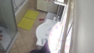 Voyeur 77