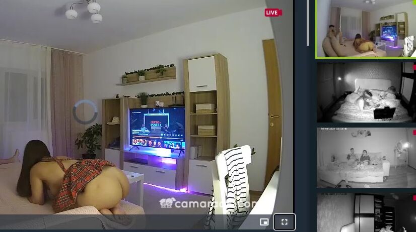 Voyeur 77