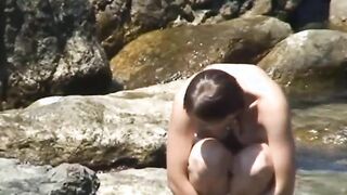 Heiage Fotzen und aarsche am FKK Strand