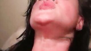 Vollbusige Jolina zum Ficken abgeschleppt