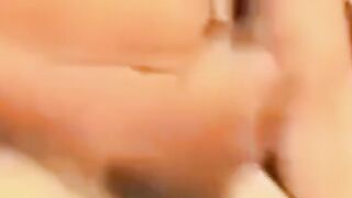 Twink Handjob auf der Wiese