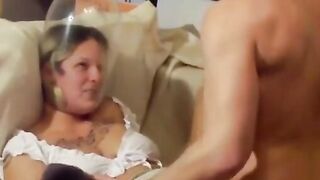 German Amateur Sex mit Kondom auf dem Kopf!
