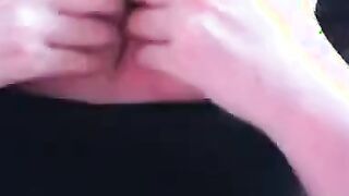 Big-Titted Webcam Chiq Gets Naughty
