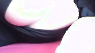Big-Titted Webcam Chiq Gets Naughty
