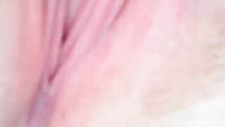 Big-Titted Webcam Chiq Gets Naughty