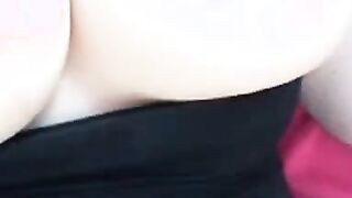Big-Titted Webcam Chiq Gets Naughty