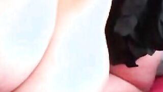Big-Titted Webcam Chiq Gets Naughty