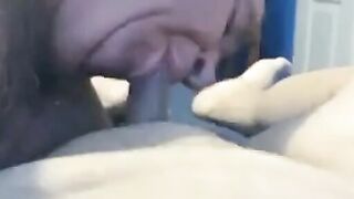 Maduro recibe una mamada de un oso amateur