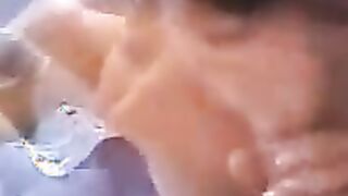 Ausgeflipptes Luder im Baero durchgevaagelt