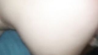 Eine junge dicktittige Schlampe gebumst