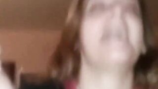 Eine junge dicktittige Schlampe gebumst
