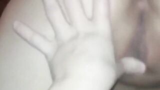 Eine junge dicktittige Schlampe gebumst