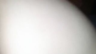 Eine junge dicktittige Schlampe gebumst