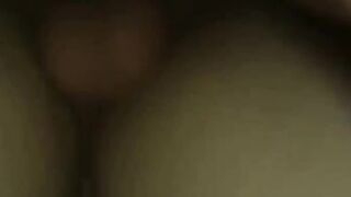 Eine junge dicktittige Schlampe gebumst