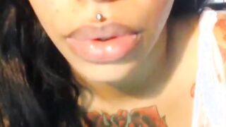 Big-Titted, Big-Bottomed Black Beauty on Cam HD