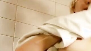 Shower Time for Blonde Amateur with Hair Down There