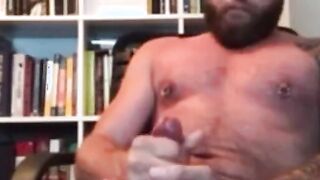 Muscular amateur masturbates and swallows his load.