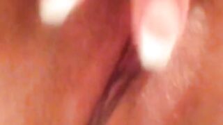 Moden norsk sin saftige fitte - Cumming Hard