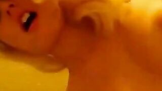 18-year-old Amateur Girlfriend in Lingerie Fucked Hard