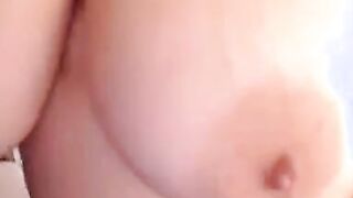WilliieExplosions: BBW Brunette Teases with Big Assets