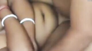 Hot Indian Bhabhi Gets Fucked By AC Mechanic