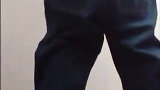 Big-Cock Hottie Handjob