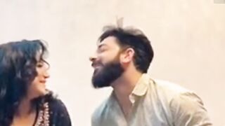Muslim Bhaiya Bane Saiya Bhabhi Ke Pyar Me