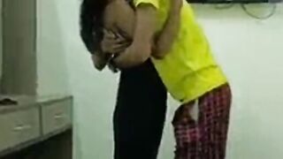 Indian Hot Model Girl Sex With Hotel RoomKeeper Boy