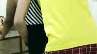 Indian Hot Model Girl Sex With Hotel RoomKeeper Boy
