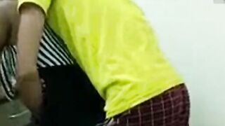 Indian Hot Model Girl Sex With Hotel RoomKeeper Boy