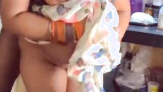 Gao Me Chachi Ki Chudai Kari Bete Ne
