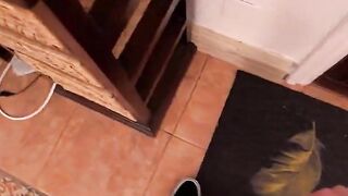 ENGAÑO A MI NOVIO con el repartidor  se queda sin trabajo pero se va contento