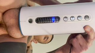 AutoBlow Ultra - Hoss Kado's new sex toy