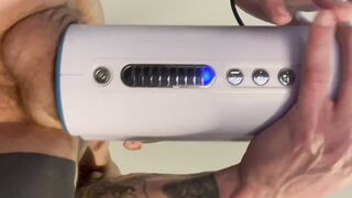 AutoBlow Ultra - Hoss Kado's new sex toy