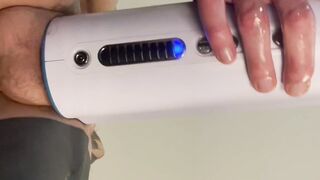 AutoBlow Ultra - Hoss Kado's new sex toy