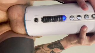 AutoBlow Ultra - Hoss Kado's new sex toy