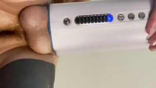 AutoBlow Ultra - Hoss Kado's new sex toy