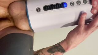 AutoBlow Ultra - Hoss Kado's new sex toy