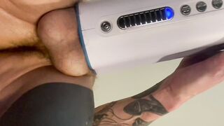 AutoBlow Ultra - Hoss Kado's new sex toy