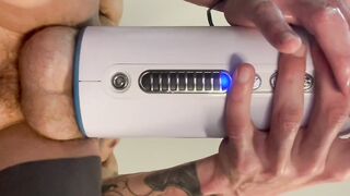 AutoBlow Ultra - Hoss Kado's new sex toy