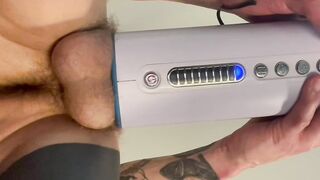 AutoBlow Ultra - Hoss Kado's new sex toy