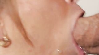 The pretty girl gave such a good blowjob, I finally cummed in her mouth