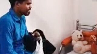 Bra Saler Boy Fucked By Customer Bhabhi