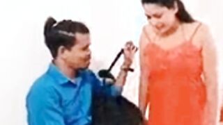Bra Saler Boy Fucked By Customer Bhabhi