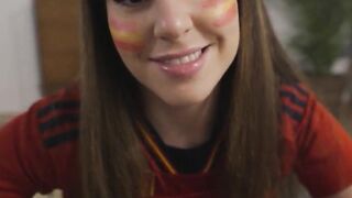 Pamsnusnu me relaja durante el partido del Mundial de fútbol 2