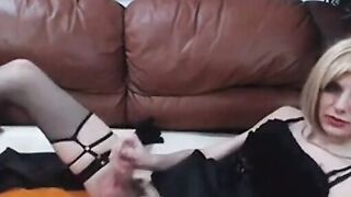 Big-cock crossdresser cums on webcam
