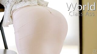 World Class Butt - S24:E22