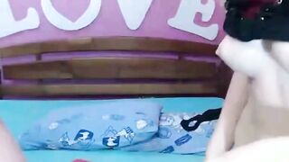 Check This Teen Fucking Her Bestfiend With Toy