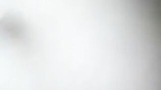 Korean Girl's Creamy Pussy Squirts