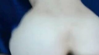 Steamy Hot Babe Sucked a Big Fat Dick